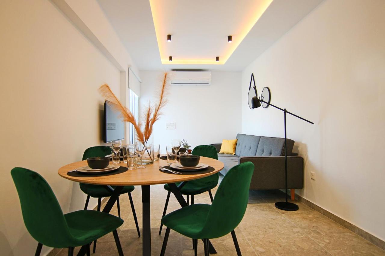 Apartamento Phaedrus Living: Seaside Luxury Flat Lighthouse 69 Paphos Exterior foto