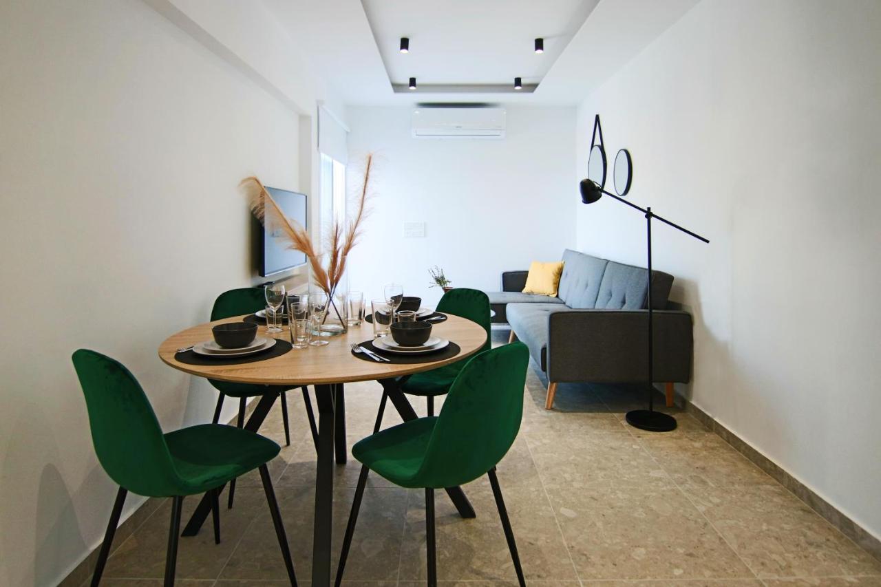 Apartamento Phaedrus Living: Seaside Luxury Flat Lighthouse 69 Paphos Exterior foto