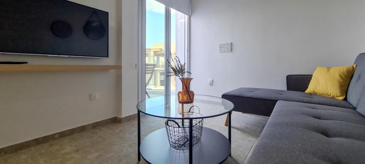 Apartamento Phaedrus Living: Seaside Luxury Flat Lighthouse 69 Paphos Exterior foto